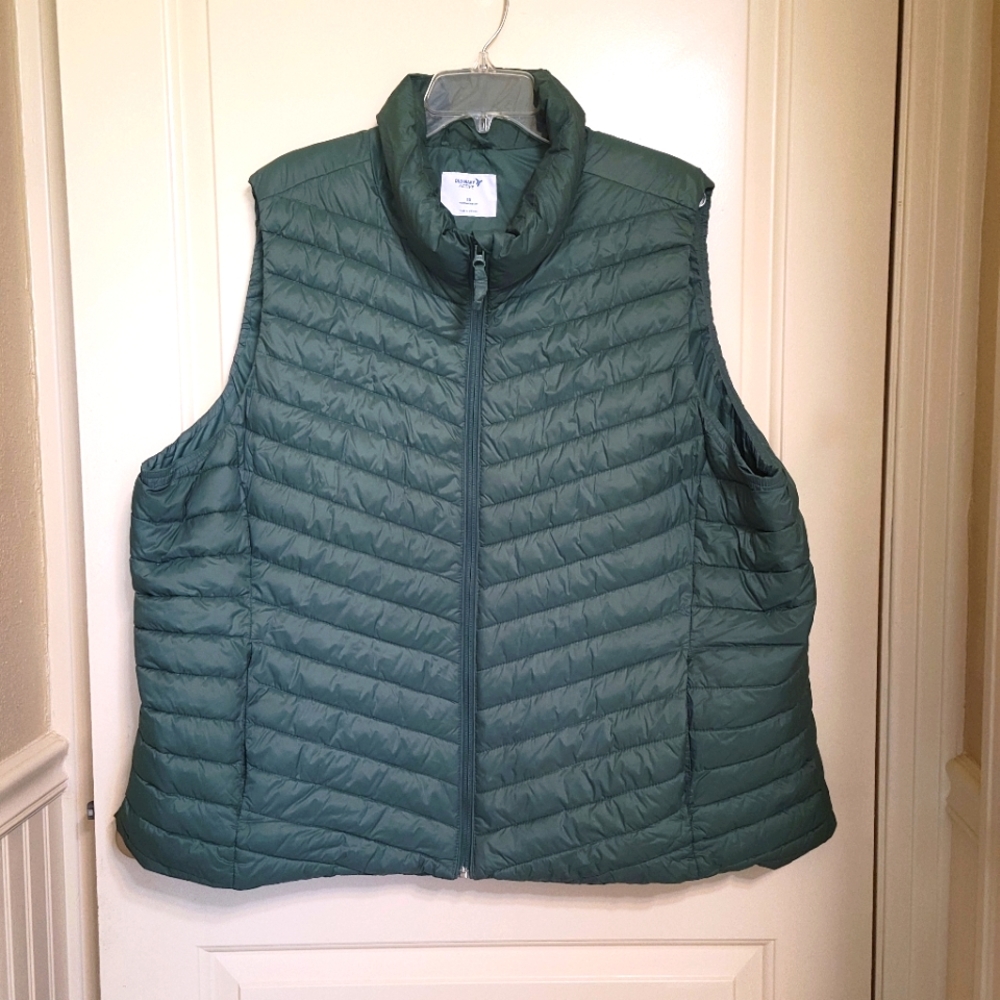 Old Navy Puffy Vest